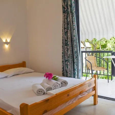 公寓 Lemon Studio With Garden Close To Beach *